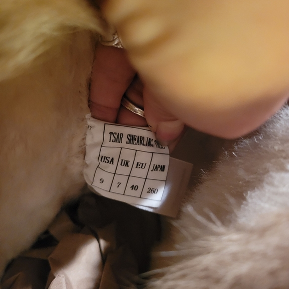 Australia Luxe Collective Tsar Tall Sheepskin Boots in Sand size 9 #415 - Picture 12 of 17